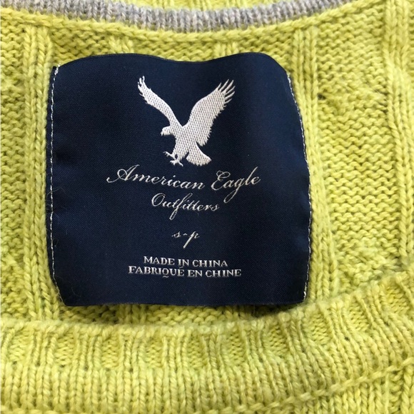 American Eagle sweater - Picture 2 of 2